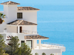 4 ways to reduce the costs of owning a holiday home overseas